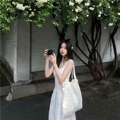 听谁在唱歌 海报